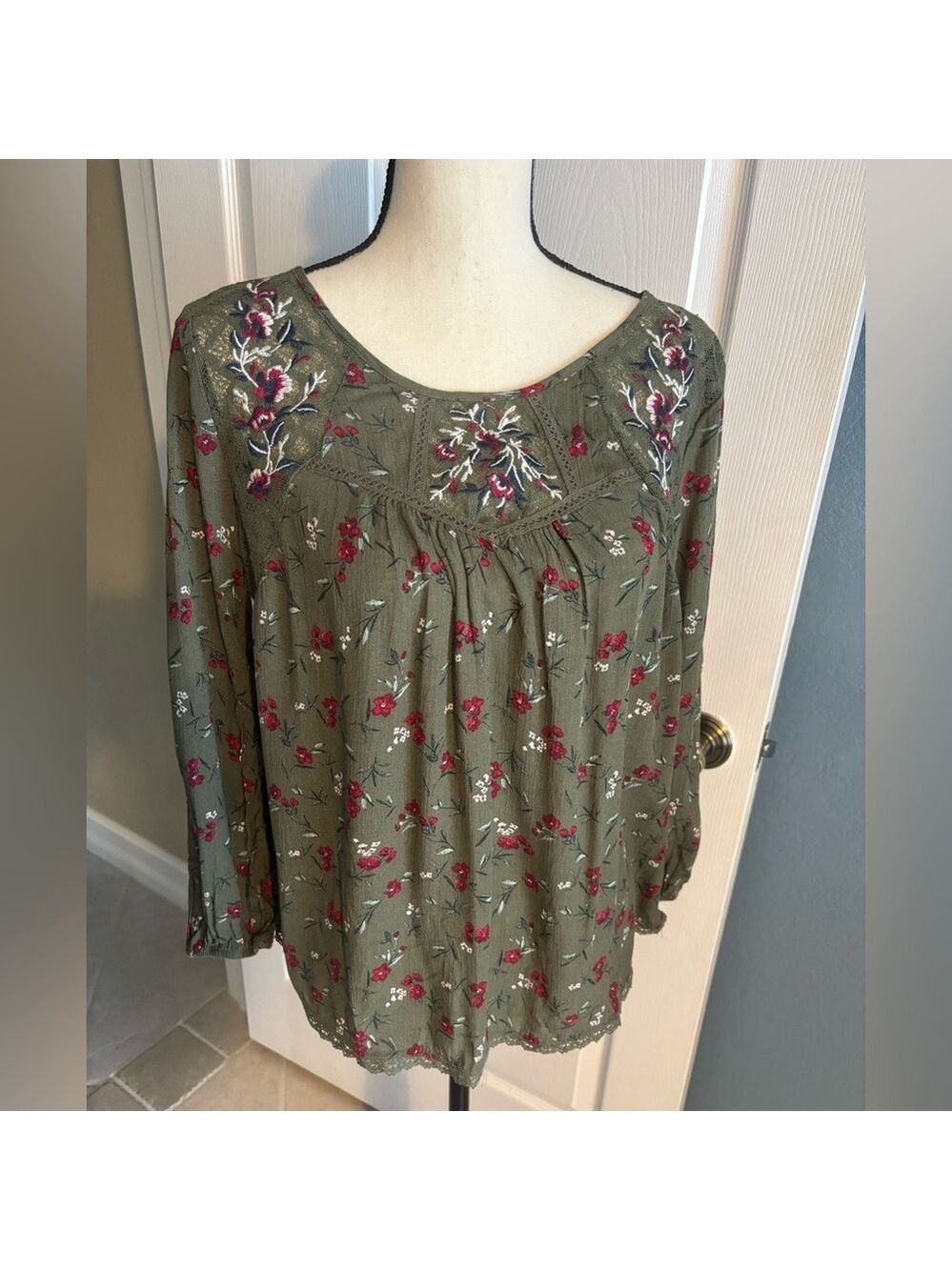 Mason & Belle Tempesta Lace Floral Embroidered Green Blouse 3/4 Sleeve Sz M NWT